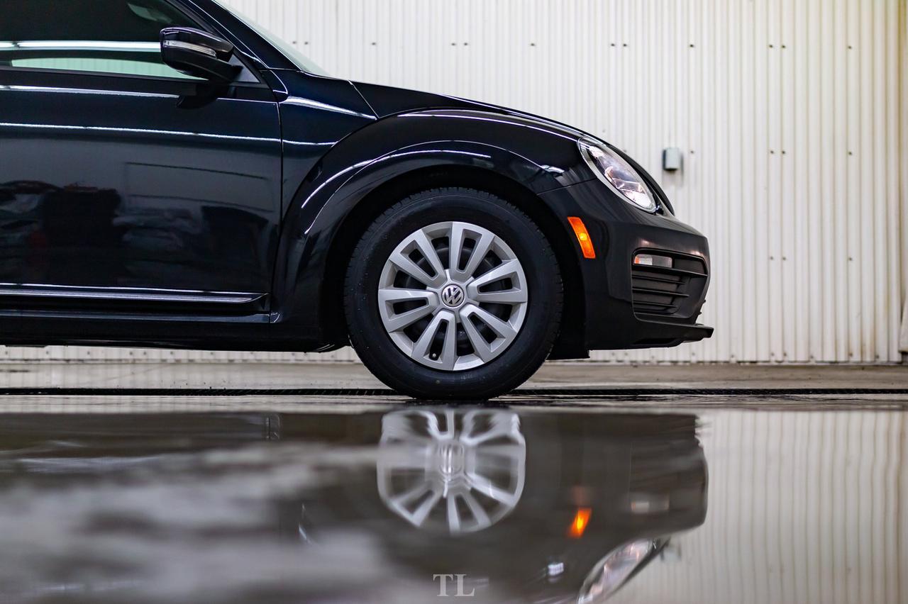 2018 Volkswagen Beetle Trendline BCam Red Deer AB