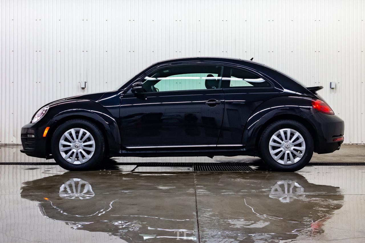 2018 Volkswagen Beetle Trendline BCam Red Deer AB