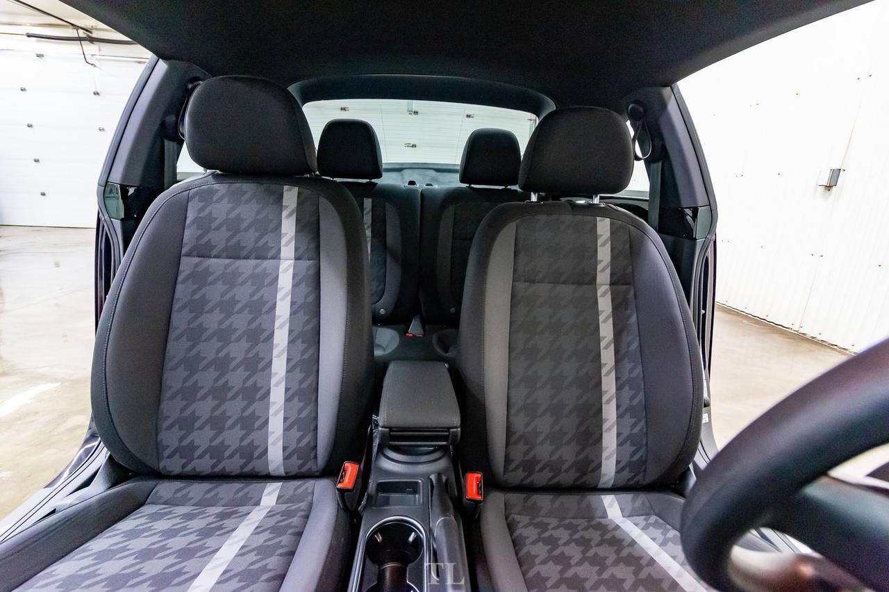 2018 Volkswagen Beetle Trendline BCam Red Deer AB