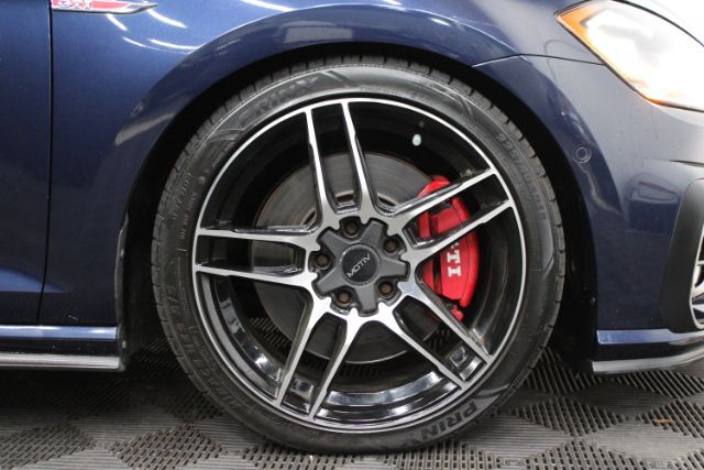 2018 Volkswagen Golf GTI 2.0T S | 2.0T SE | 2.0T Autobahn Chantilly VA