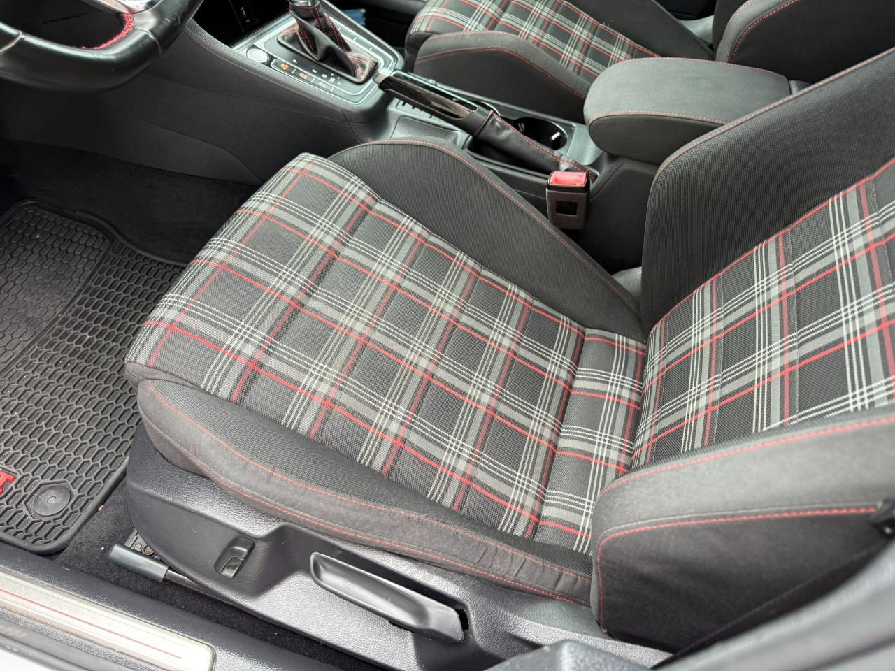 2018 Volkswagen Golf GTI 2.0T SE DSG Jacksonville FL