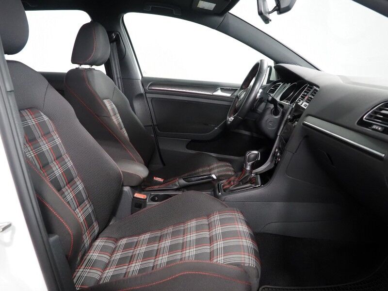 2018 Volkswagen Golf GTI SE *MOONROOF, BLIND SPOT ALERT, COLLISION ALERT w/BRAKING, BACKUP-CAMERA, COLOR TOUCHSCREEN, HEATED SEATS, KEYLESS ENTRY, LED HEADLIGHTS, ANDROID & APPLE Round Rock TX