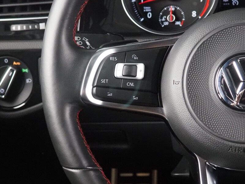 2018 Volkswagen Golf GTI SE *MOONROOF, BLIND SPOT ALERT, COLLISION ALERT w/BRAKING, BACKUP-CAMERA, COLOR TOUCHSCREEN, HEATED SEATS, KEYLESS ENTRY, LED HEADLIGHTS, ANDROID & APPLE Round Rock TX