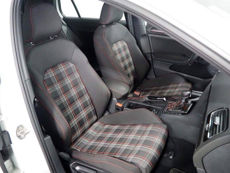 2018 Volkswagen Golf GTI SE *MOONROOF, BLIND SPOT ALERT, COLLISION ALERT w/BRAKING, BACKUP-CAMERA, COLOR TOUCHSCREEN, HEATED SEATS, KEYLESS ENTRY, LED HEADLIGHTS, ANDROID & APPLE