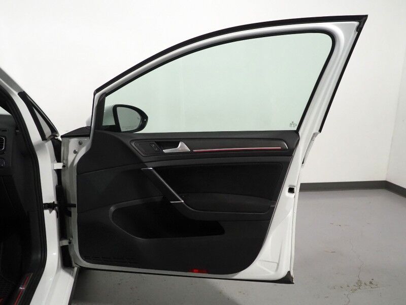 2018 Volkswagen Golf GTI SE *MOONROOF, BLIND SPOT ALERT, COLLISION ALERT w/BRAKING, BACKUP-CAMERA, COLOR TOUCHSCREEN, HEATED SEATS, KEYLESS ENTRY, LED HEADLIGHTS, ANDROID & APPLE Round Rock TX