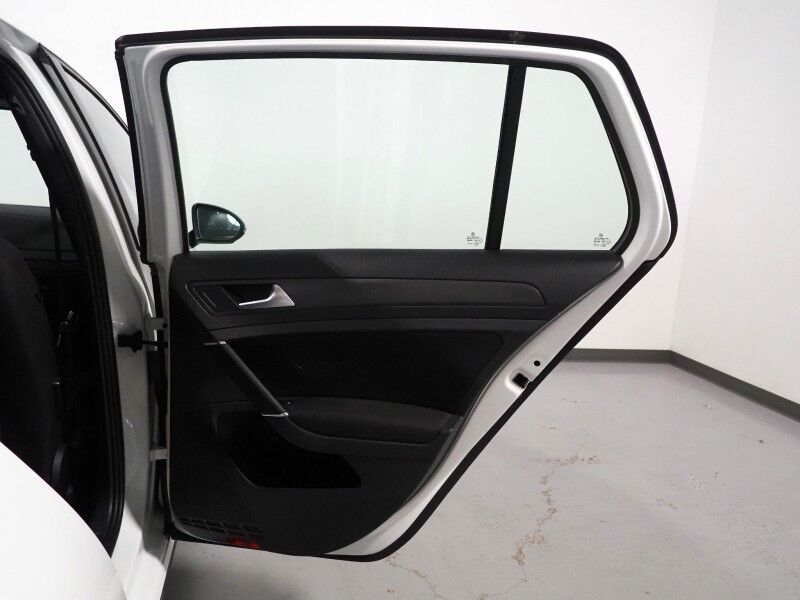 2018 Volkswagen Golf GTI SE *MOONROOF, BLIND SPOT ALERT, COLLISION ALERT w/BRAKING, BACKUP-CAMERA, COLOR TOUCHSCREEN, HEATED SEATS, KEYLESS ENTRY, LED HEADLIGHTS, ANDROID & APPLE Round Rock TX