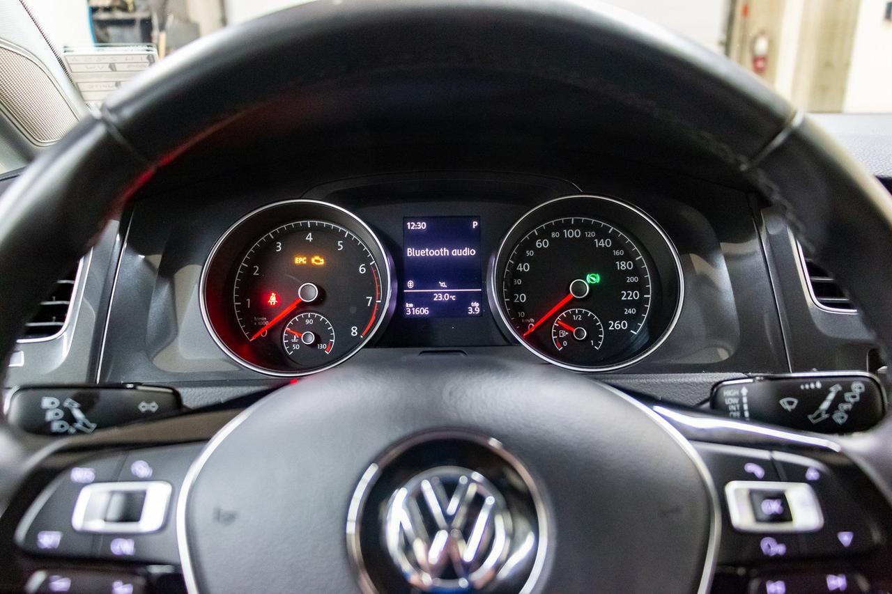 2018 Volkswagen Golf Hatchback Red Deer AB