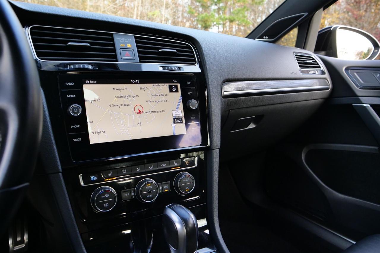 2018 Volkswagen Golf R AWD / Heated Front Seats / Fender Premium Audio / NAV! Lincolnton NC