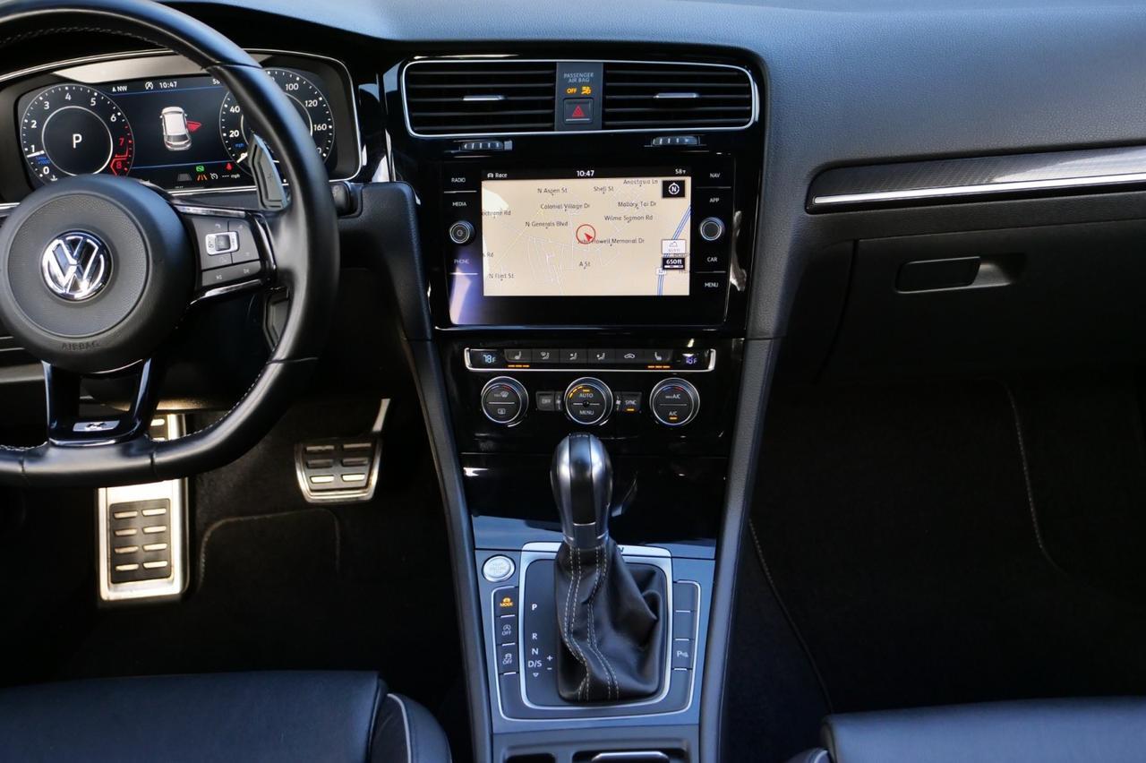 2018 Volkswagen Golf R AWD / Heated Front Seats / Fender Premium Audio / NAV! Lincolnton NC