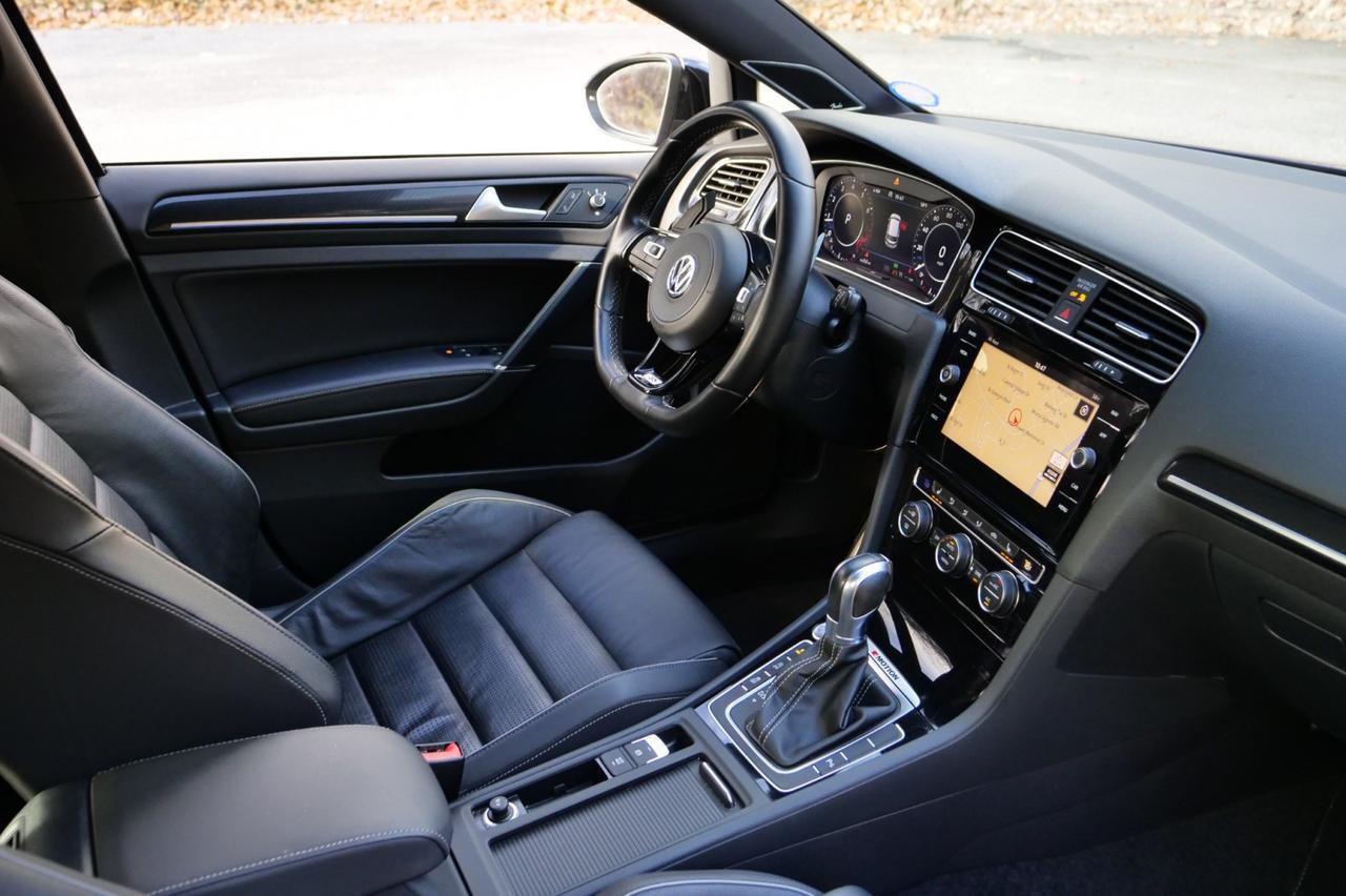 2018 Volkswagen Golf R AWD / Heated Front Seats / Fender Premium Audio / NAV! Lincolnton NC