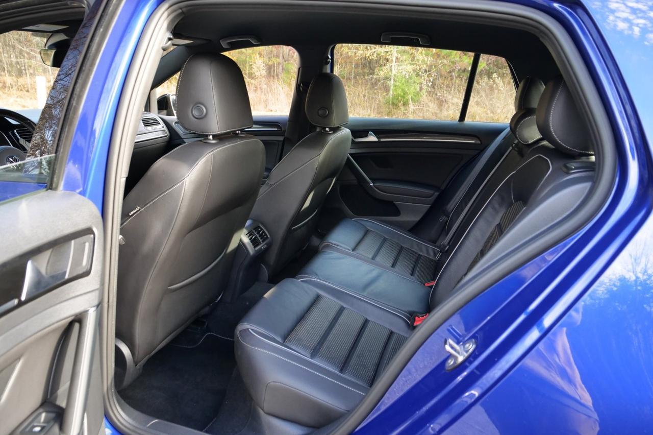 2018 Volkswagen Golf R AWD / Heated Front Seats / Fender Premium Audio / NAV! Lincolnton NC