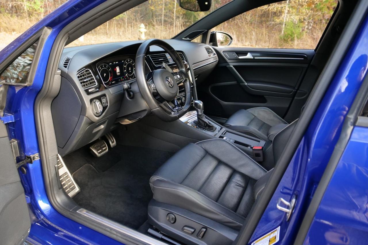 2018 Volkswagen Golf R AWD / Heated Front Seats / Fender Premium Audio / NAV! Lincolnton NC