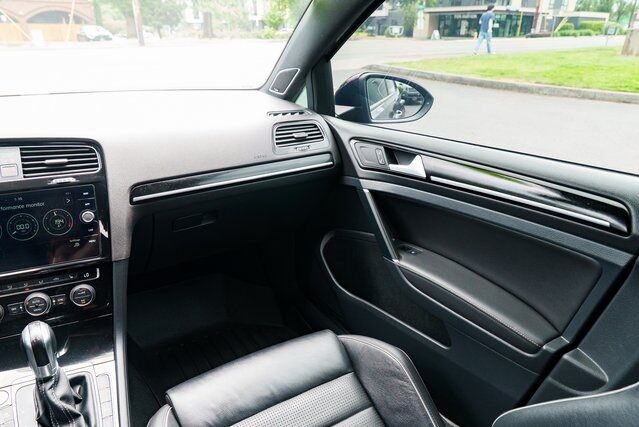 2018 Volkswagen Golf R DCC &amp; Navigation 4Motion Beaverton OR