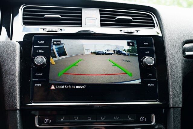 2018 Volkswagen Golf R DCC &amp; Navigation 4Motion Beaverton OR