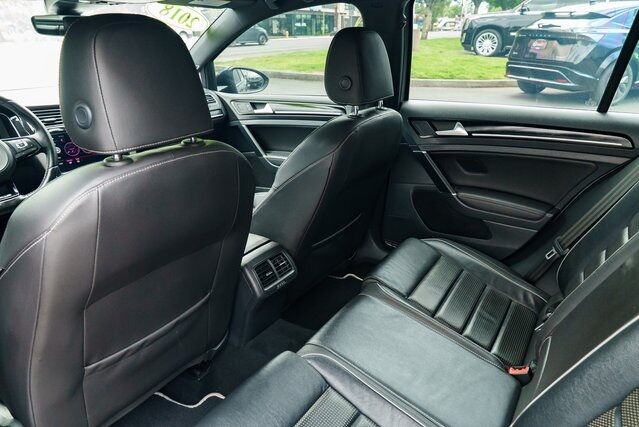 2018 Volkswagen Golf R DCC &amp; Navigation 4Motion Beaverton OR