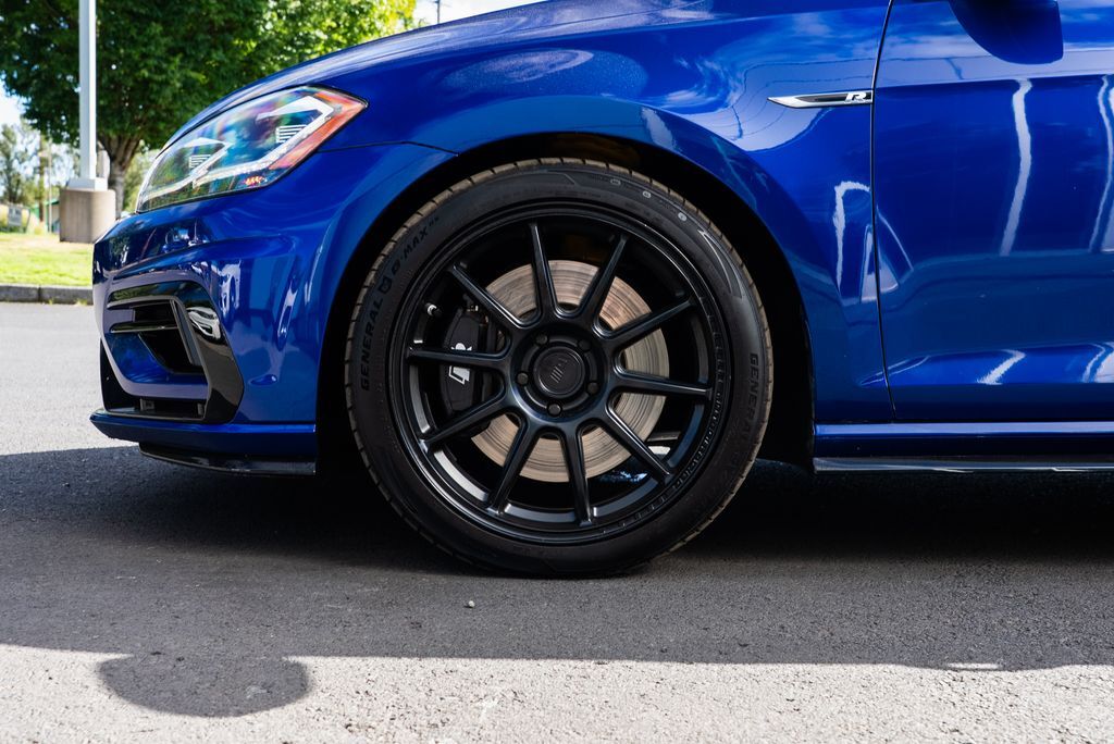 2018 Volkswagen Golf R DCC &amp; Navigation 4Motion Beaverton OR