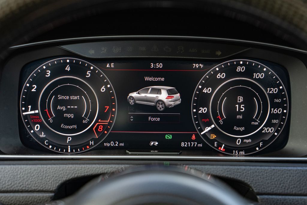 2018 Volkswagen Golf R DCC &amp; Navigation 4Motion Beaverton OR