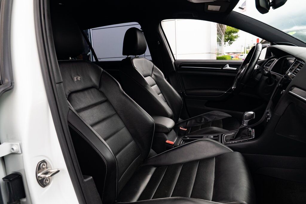 2018 Volkswagen Golf R DCC &amp; Navigation 4Motion Beaverton OR