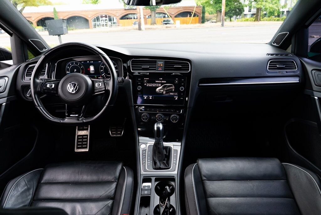 2018 Volkswagen Golf R DCC &amp; Navigation 4Motion Beaverton OR