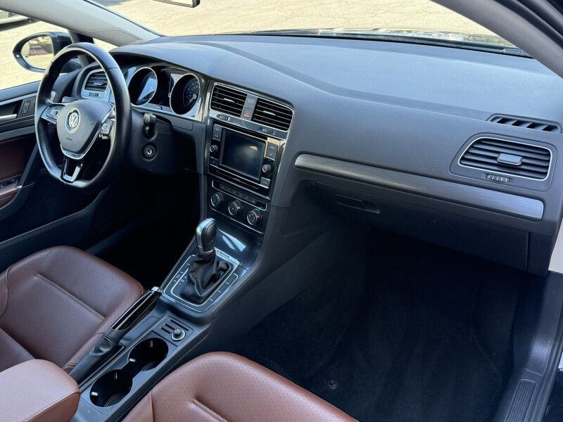 2018 Volkswagen Golf SportWagen S Willow Grove PA