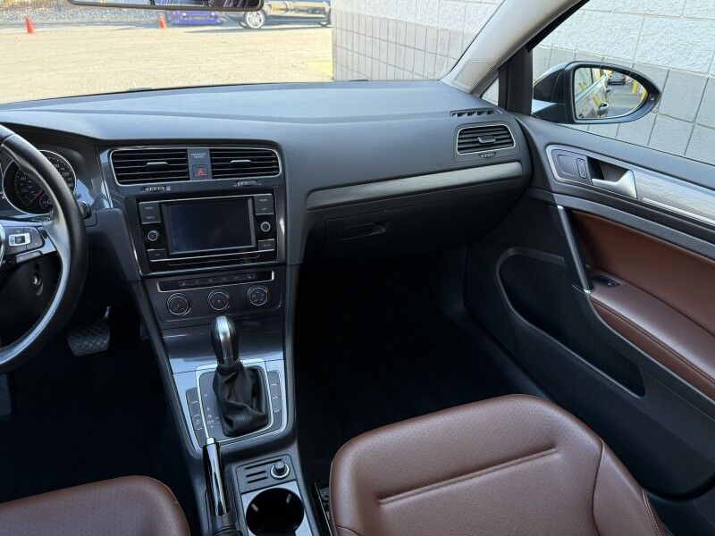 2018 Volkswagen Golf SportWagen S Willow Grove PA