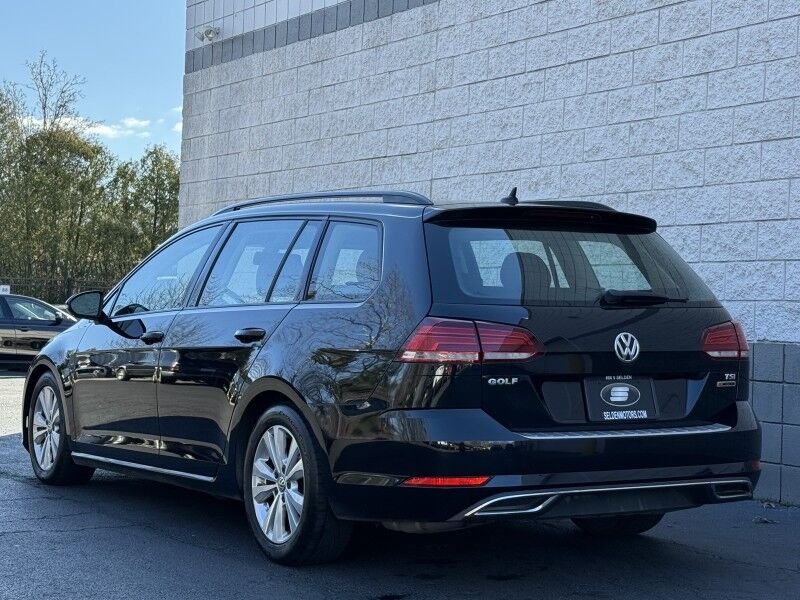 2018 Volkswagen Golf SportWagen S
