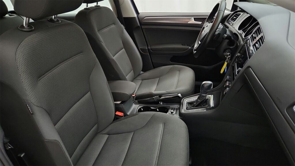 2018 Volkswagen Golf SportWagen S Laurel MD