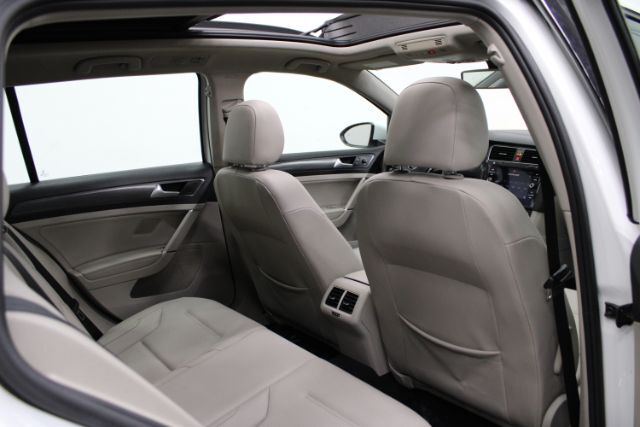 2018 Volkswagen Golf SportWagen TSI S | TSI SE Chantilly VA