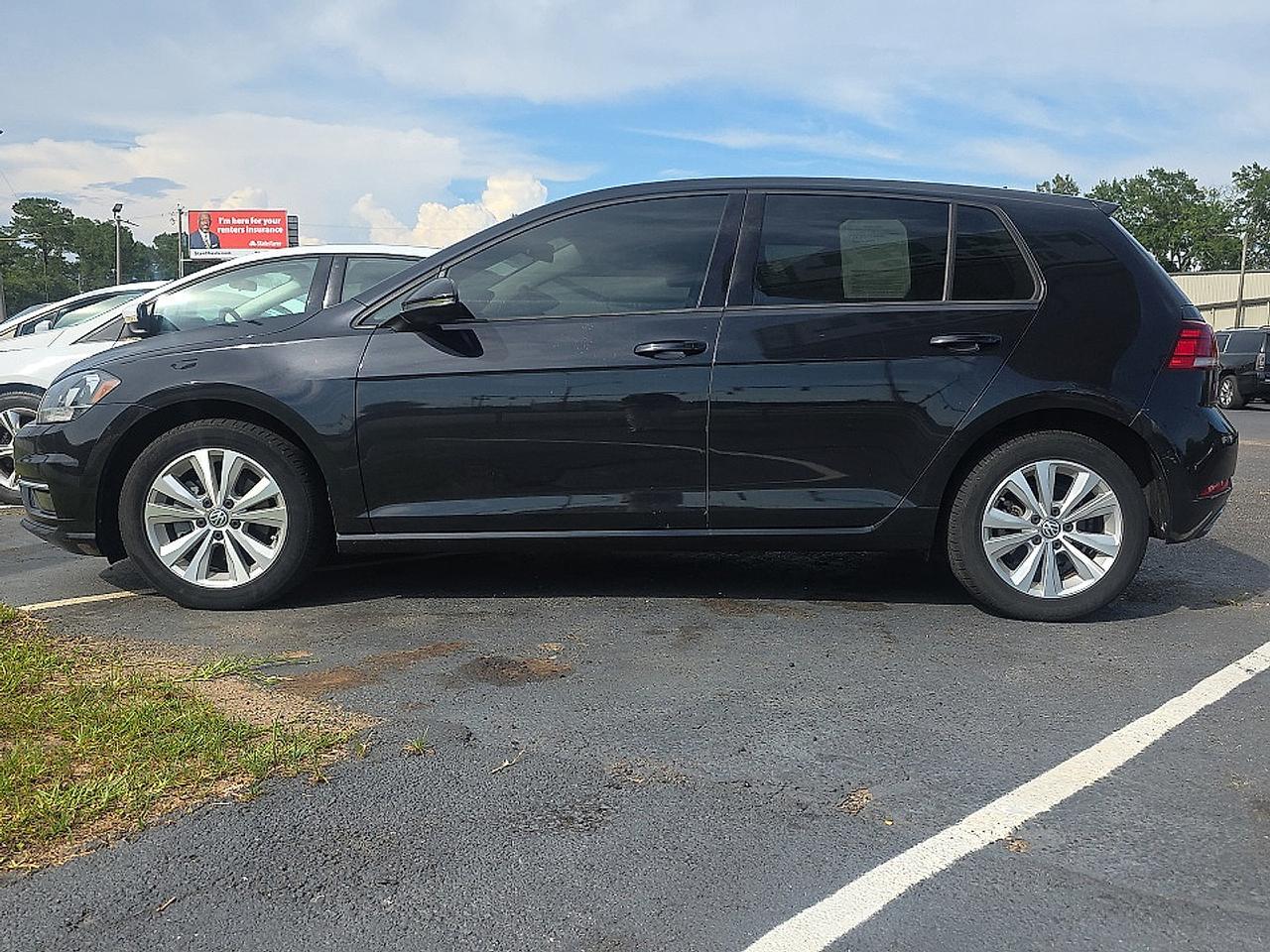 2018 Volkswagen Golf TSI S | TSI SE