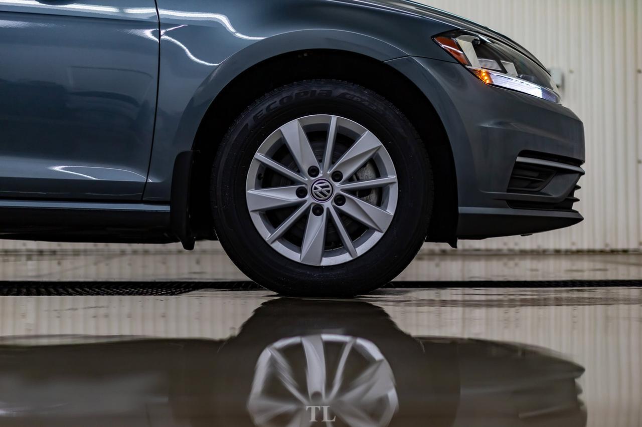 2018 Volkswagen Golf Trendline Manual BCam Red Deer AB