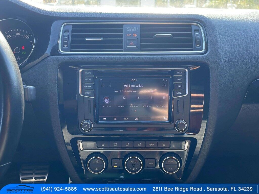 2018 Volkswagen Jetta 2.0T GLI~APPLE CARPLAY~UNIV GARAGE DOOR OPENER~HEATER FRONT SEATS~LEATHER~HALOGEN HEADLIGHTS~1-OWNER~GREAT CONDITION Sarasota FL