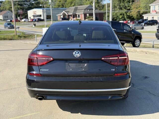 2018 Volkswagen Passat 2.0T R-Line Crestwood KY
