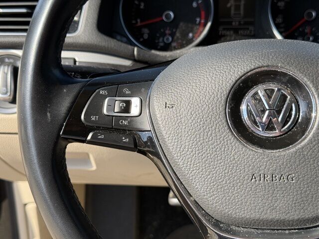 2018 Volkswagen Passat 2.0T R-Line Crestwood KY