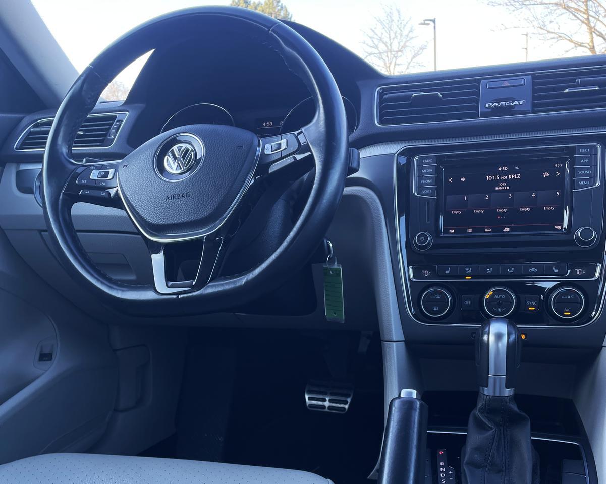 2018 Volkswagen Passat 2.0T R-Line Sedan 4D Port Orchard WA
