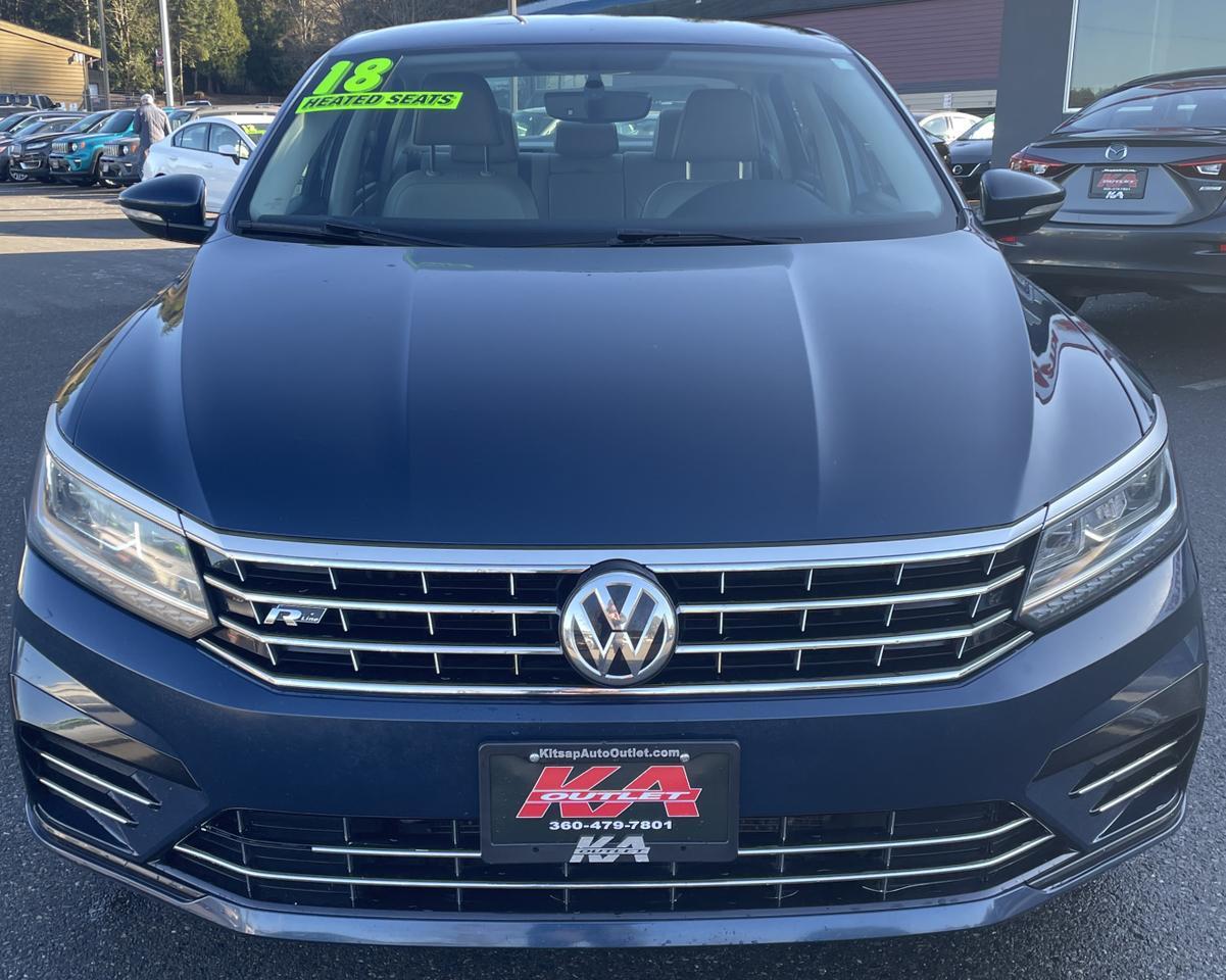 2018 Volkswagen Passat 2.0T R-Line Sedan 4D