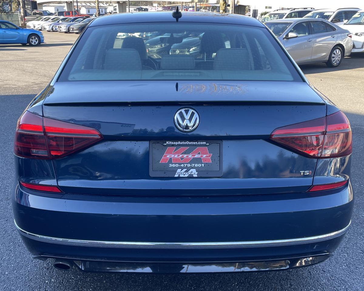 2018 Volkswagen Passat 2.0T R-Line Sedan 4D Port Orchard WA