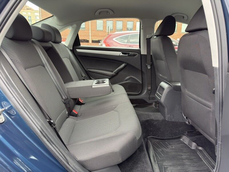 2018 Volkswagen Passat 2.0T S FWD Arlington VA