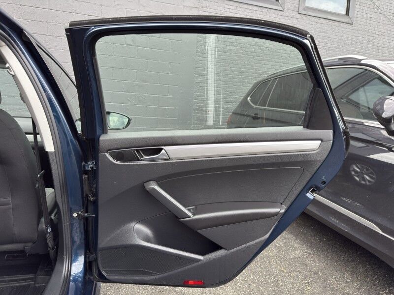 2018 Volkswagen Passat 2.0T S FWD Arlington VA