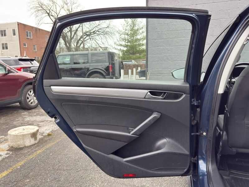 2018 Volkswagen Passat 2.0T S FWD Arlington VA