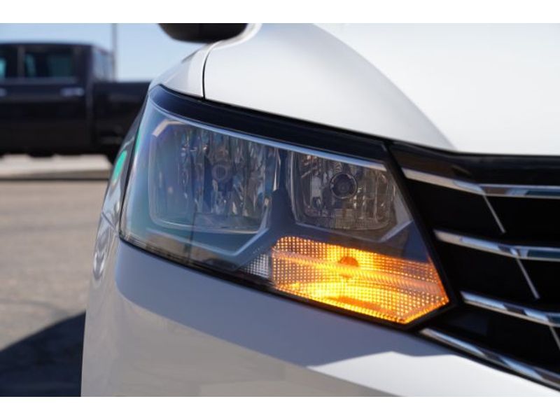2018 Volkswagen Passat 2.0T S Huntington UT