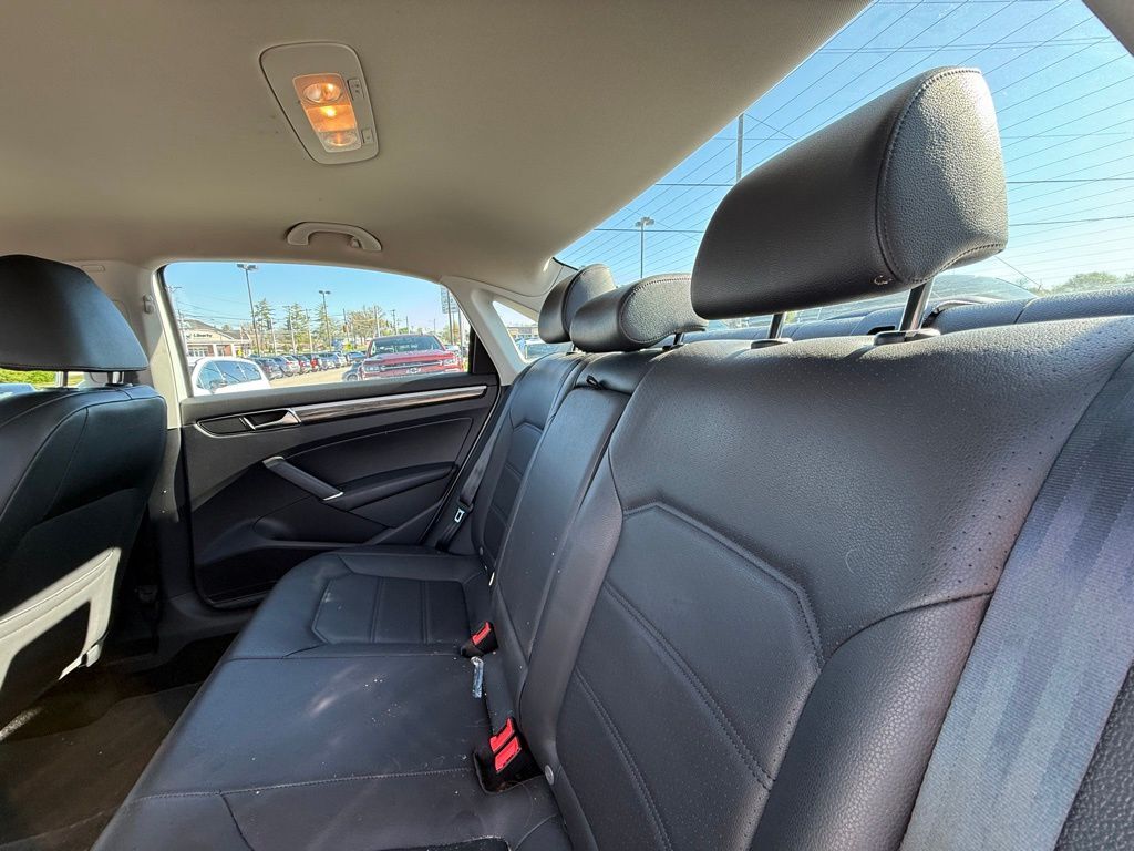 2018 Volkswagen Passat 2.0T SE Crestwood KY