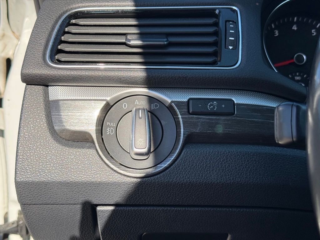 2018 Volkswagen Passat 2.0T SE Crestwood KY