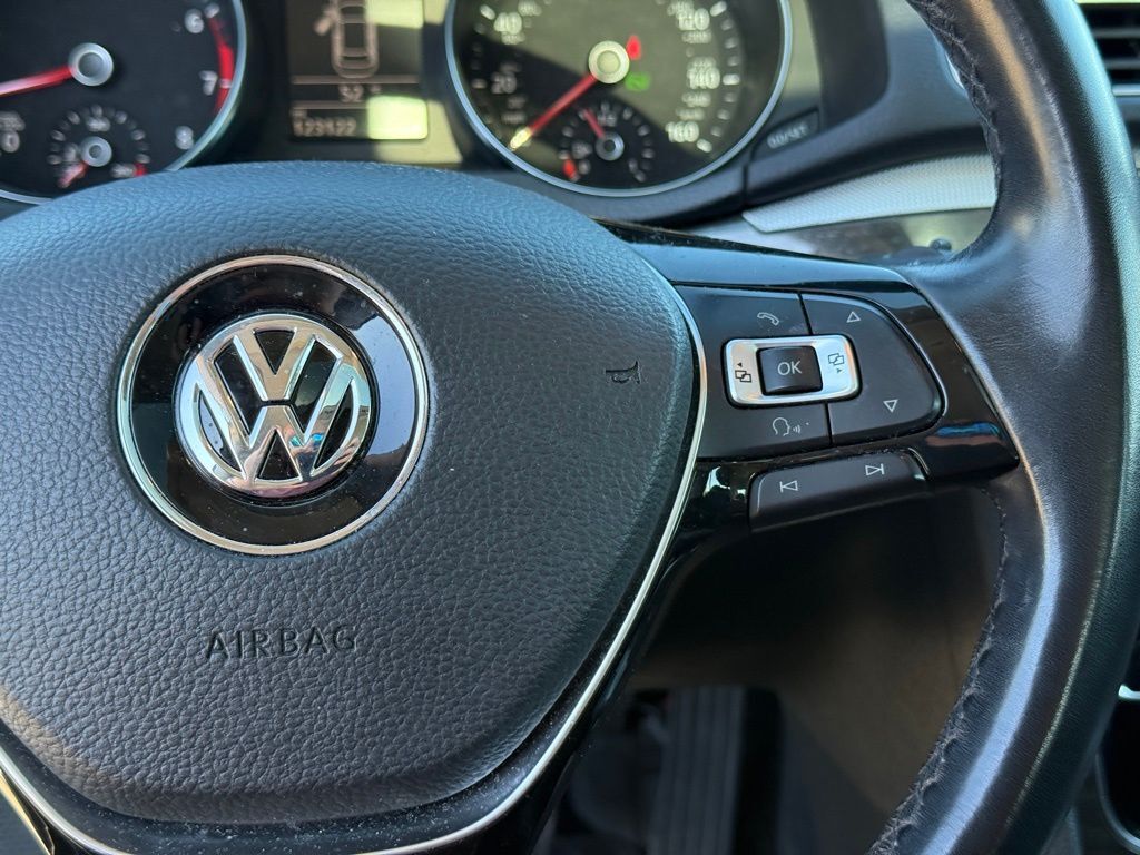 2018 Volkswagen Passat 2.0T SE Crestwood KY