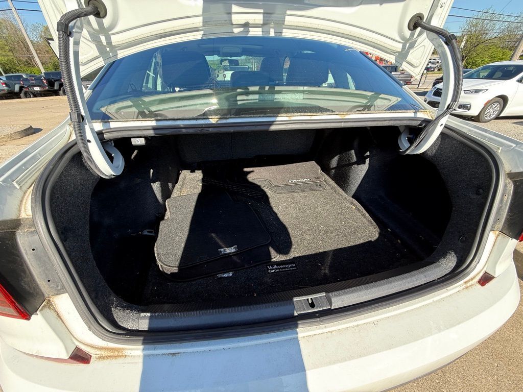 2018 Volkswagen Passat 2.0T SE Crestwood KY