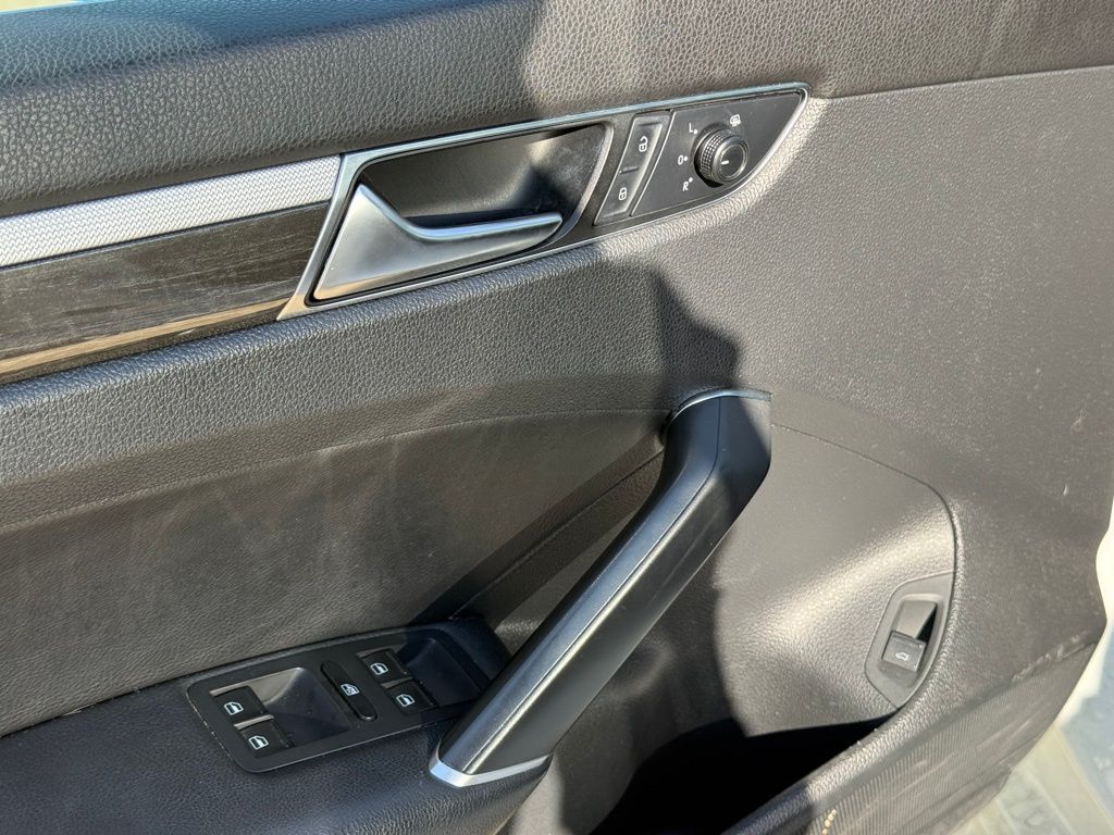 2018 Volkswagen Passat 2.0T SE Crestwood KY