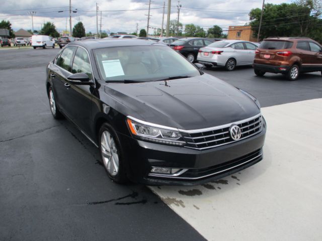 2018 Volkswagen Passat 2.0T SE