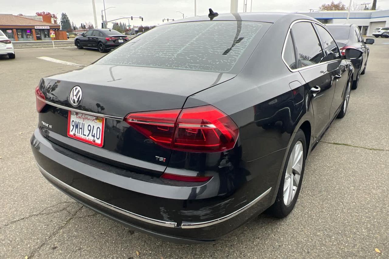 2018 Volkswagen Passat 2.0T SE