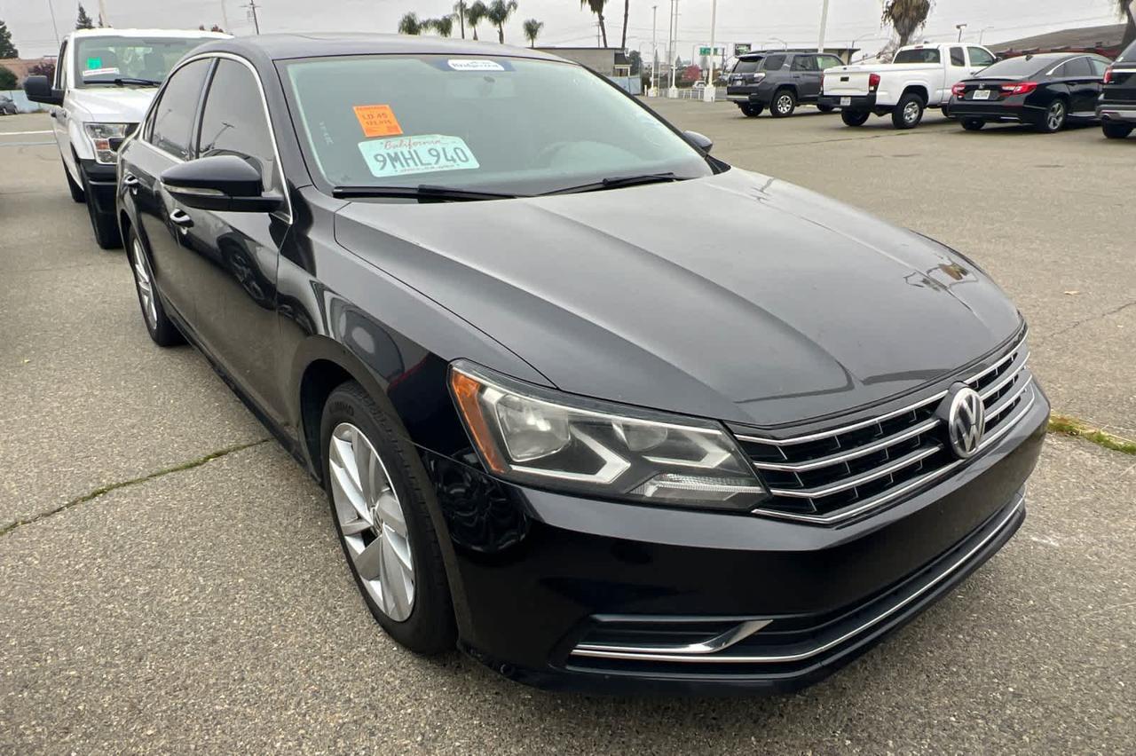 2018 Volkswagen Passat 2.0T SE