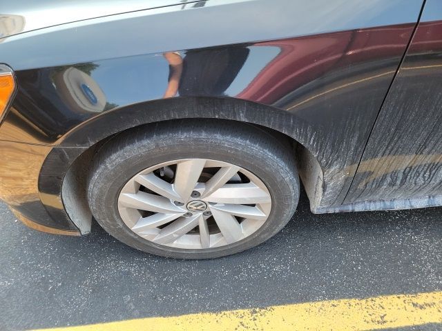 2018 Volkswagen Passat 2.0T SE