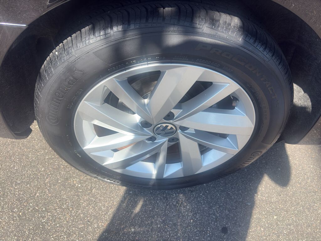 2018 Volkswagen Passat 2.0T SE Wilmington NC